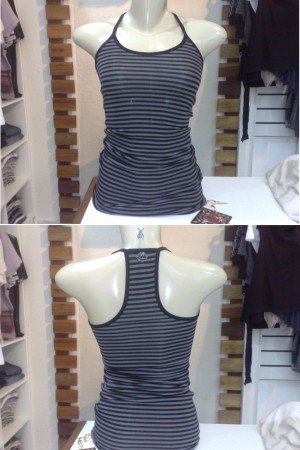 Blusa Colcci, regata e comprida para usar com legging ou Jegging